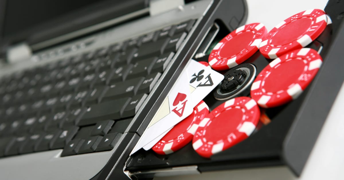 如何玩在线视频扑克