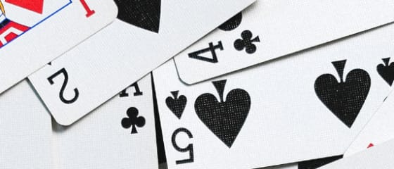 扑克中的算牌策略与技巧